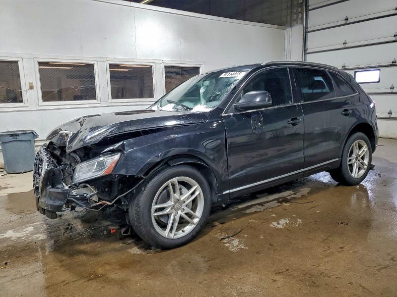AUDI Q5 PREMIUM 2014 with VIN WA1LFAFP8EA076924 - Photo from auction