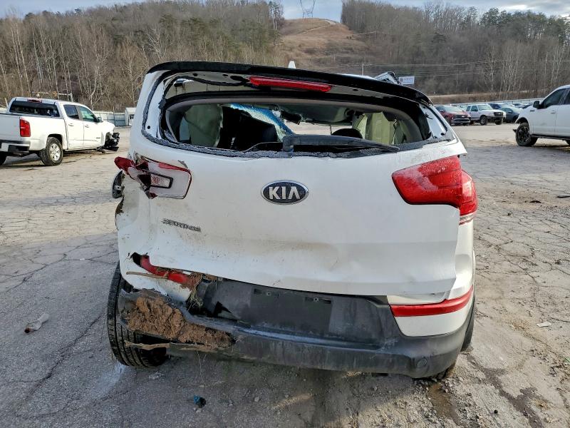 Photo 6 from auction – 2015 KIA SPORTAGE L with VIN KNDPBCAC9F7691760