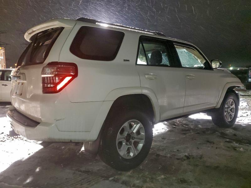 Photo 3 from auction – 2016 TOYOTA 4RUNNER SR with VIN JTEBU5JR5G5287674