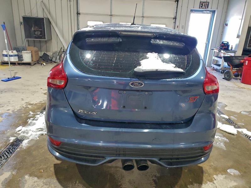 Photo 6 from auction – 2018 FORD FOCUS ST with VIN 1FADP3L95JL232446