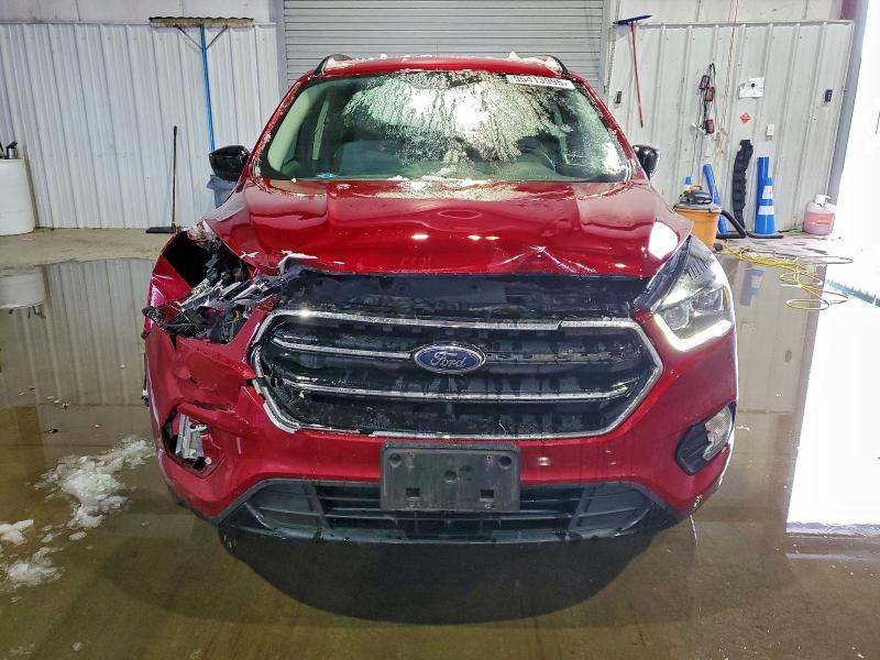 Photo 5 from auction – 2019 FORD ESCAPE SE with VIN 1FMCU9GD7KUA48262
