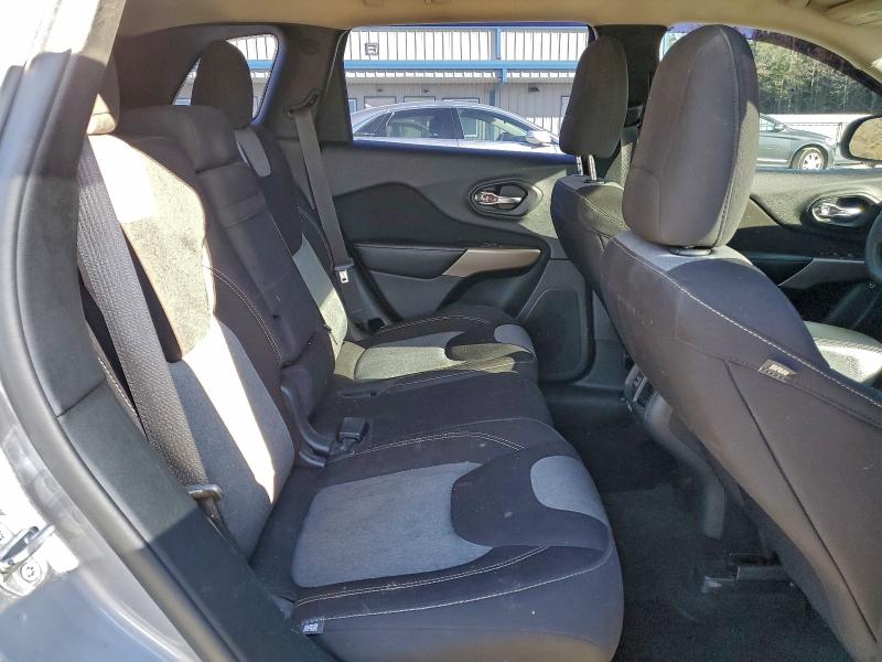 Photo 10 from auction – 2017 JEEP CHEROKEE S with VIN 1C4PJLAS0HD231420