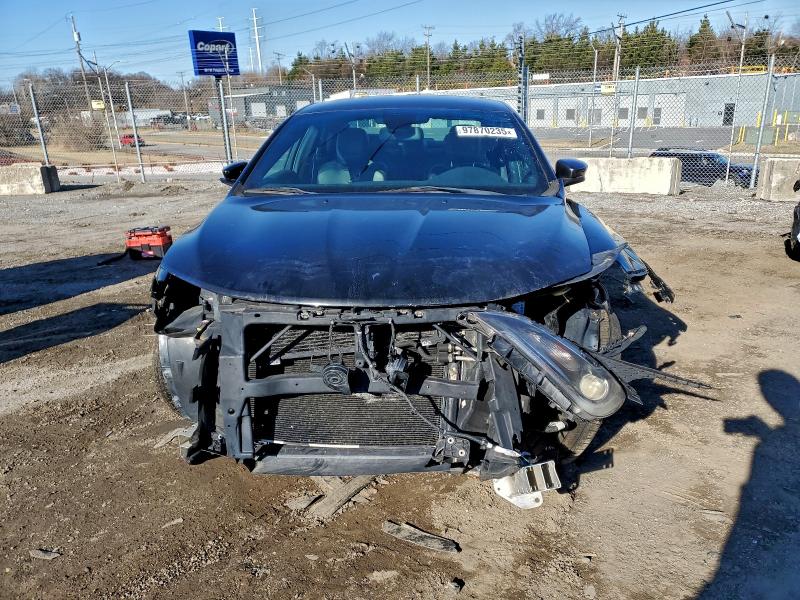 Photo 5 from auction – 2015 CHRYSLER 200 S with VIN 1C3CCCDG5FN530526