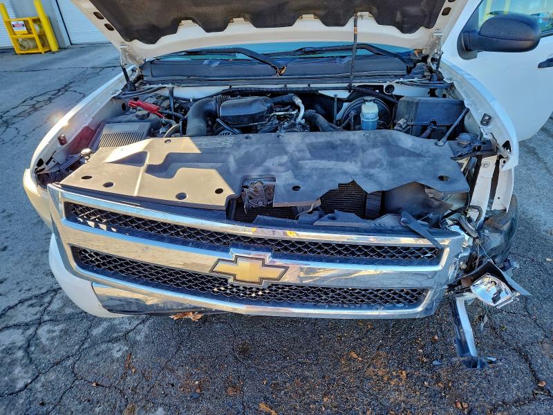 Photo 11 from auction – 2011 CHEVROLET SILVERADO with VIN 1GCNCPEX3BZ115248