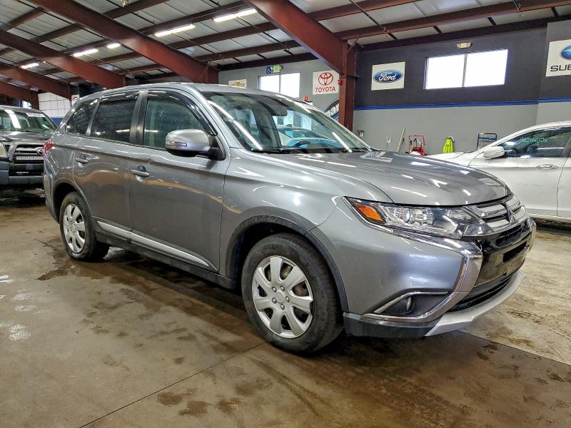 Photo 4 from auction – 2017 MITSUBISHI OUTLANDER with VIN JA4AZ3A38HZ007736