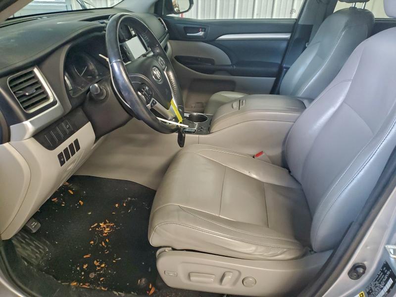 Photo 7 from auction – 2014 TOYOTA HIGHLANDER with VIN 5TDJKRFH4ES039548