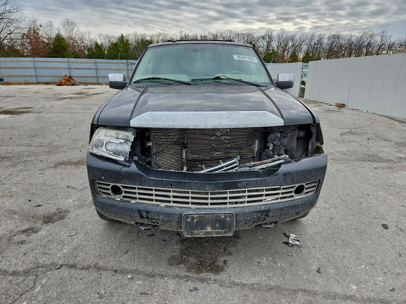 Photo 5 from auction – 2013 LINCOLN NAVIGATOR with VIN 5LMJJ2J56DEL09092