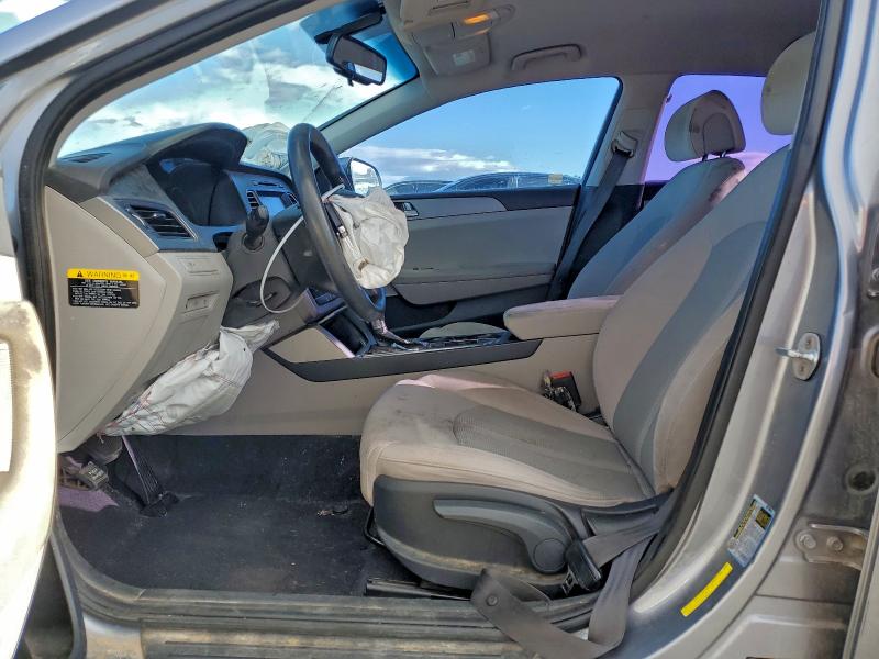 Photo 7 from auction – 2016 HYUNDAI SONATA SE with VIN 5NPE24AF3GH406541