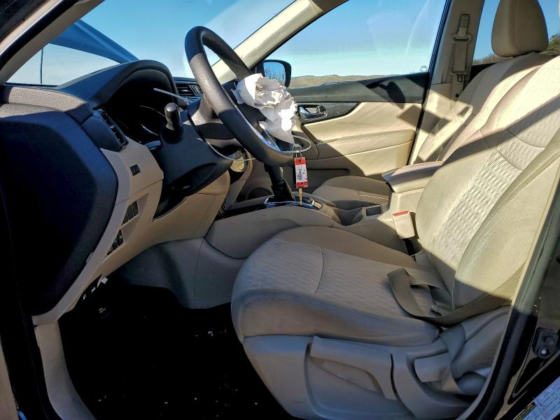 Photo 7 from auction – 2017 NISSAN ROGUE SV with VIN 5N1AT2MV7HC823656