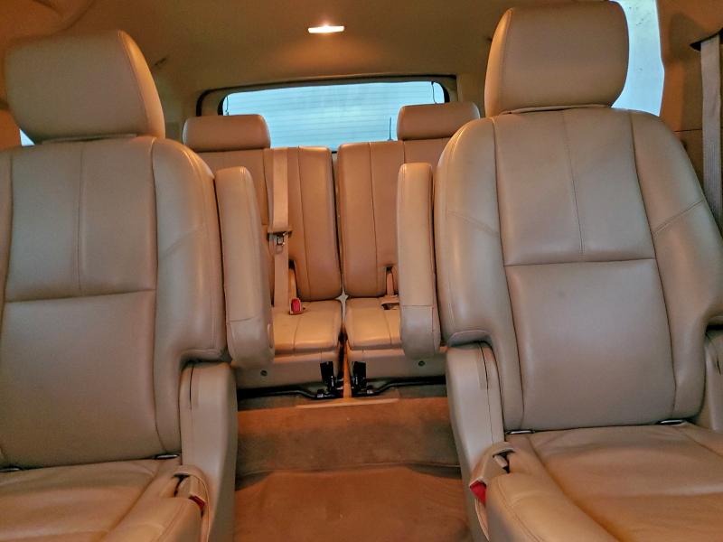 Photo 10 from auction – 2012 CHEVROLET SUBURBAN C with VIN 1GNSCJE01CR228143