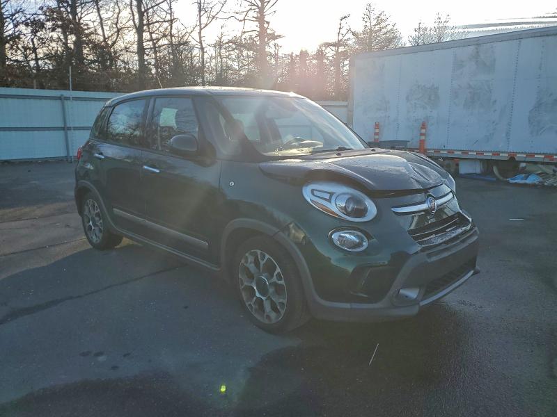 Photo 4 from auction – 2014 FIAT 500L TREKK with VIN ZFBCFADH5EZ017741