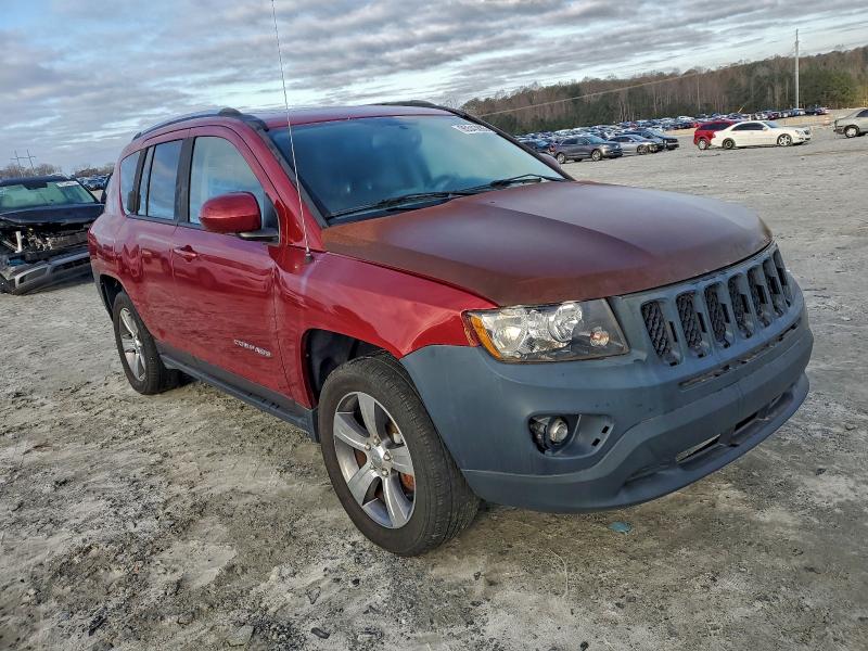 Фото 4 с аукциона – 2017 JEEP COMPASS LA с VIN 1C4NJDEB8HD175766