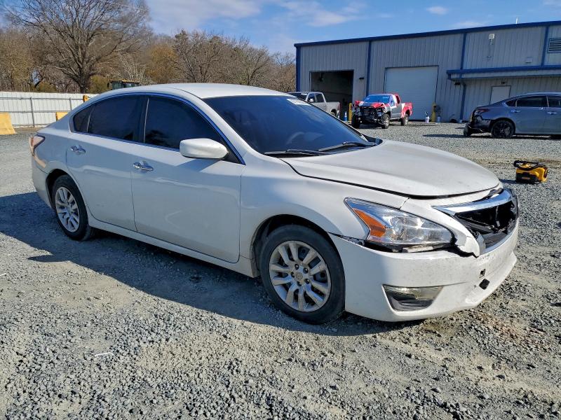 Photo 4 from auction – 2014 NISSAN ALTIMA 2.5 with VIN 1N4AL3AP5EC161304