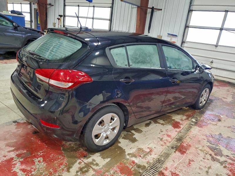 Photo 3 from auction – 2017 KIA FORTE LX with VIN KNAFK5A83H5693499