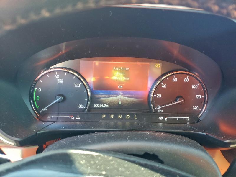 Photo 9 from auction – 2021 FORD ESCAPE SE with VIN 1FMCU0BZ5MUA29453