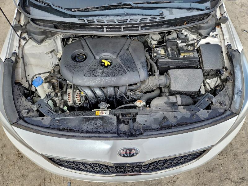 Photo 11 from auction – 2017 KIA FORTE EX with VIN 3KPFL4A81HE004767