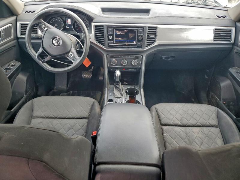 Photo 8 from auction – 2018 VOLKSWAGEN ATLAS S with VIN 1V2GR2CA2JC527671