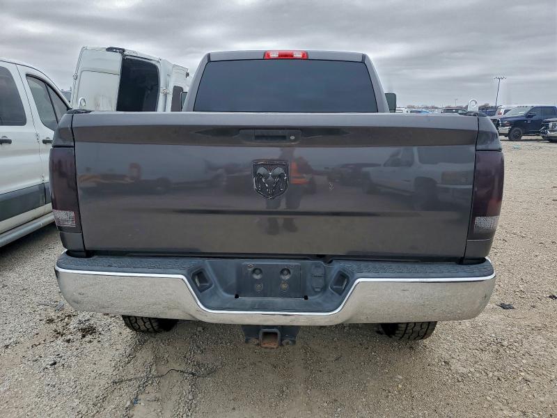 Photo 6 from auction – 2016 RAM 2500 with VIN 3C6UR5CJ4GG124651