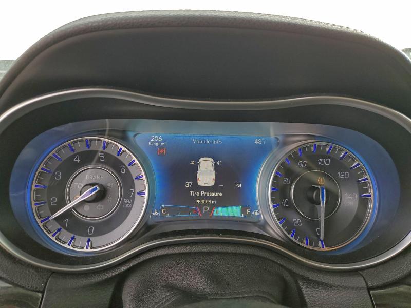 Photo 9 from auction – 2016 CHRYSLER 300 LIMITE with VIN 2C3CCAAG1GH208243