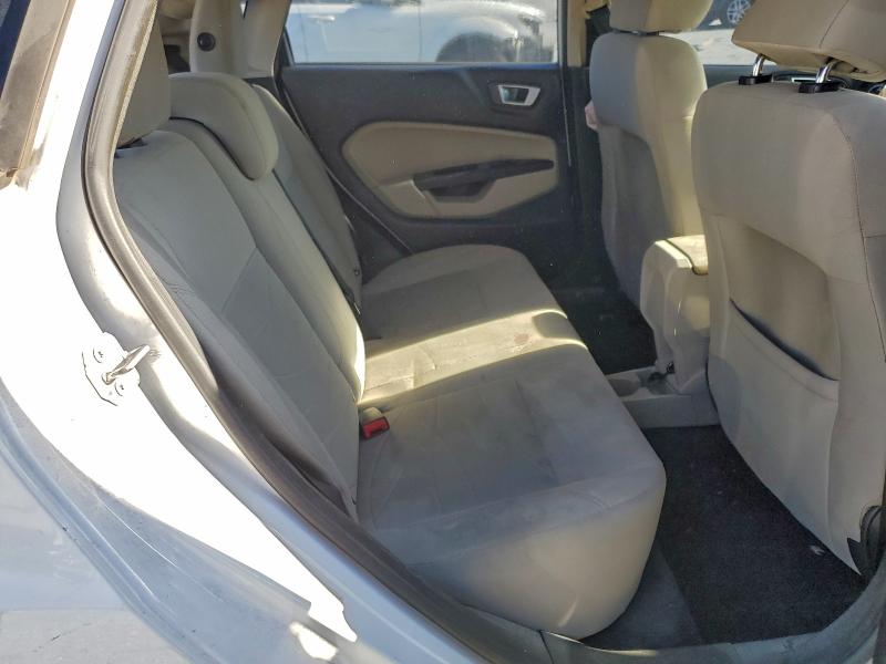 Zdjęcie 10 z aukcji – 2014 FORD FIESTA SE z VIN 3FADP4EJ2EM124853