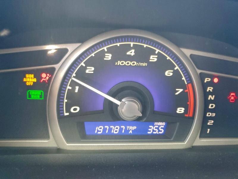 Photo 9 from auction – 2010 HONDA CIVIC LX with VIN 19XFA1F5XAE045620