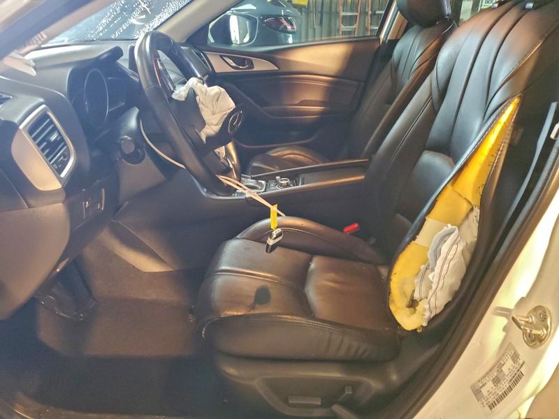 Photo 7 from auction – 2018 MAZDA 3 TOURING with VIN 3MZBN1L31JM270985