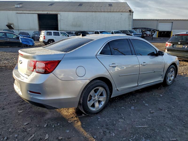 Photo 3 from auction – 2014 CHEVROLET MALIBU LS with VIN 1G11B5SL0EF177552