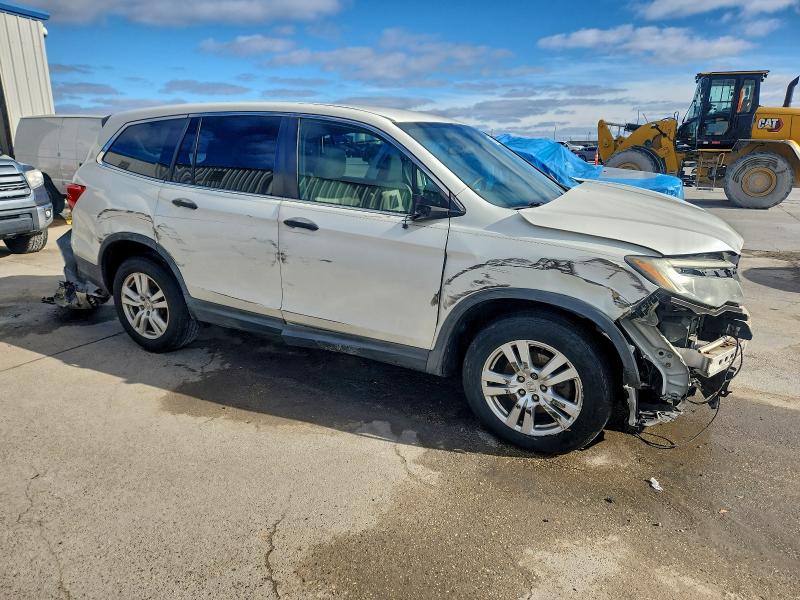 Photo 4 from auction – 2016 HONDA PILOT LX with VIN 5FNYF5H12GB011900