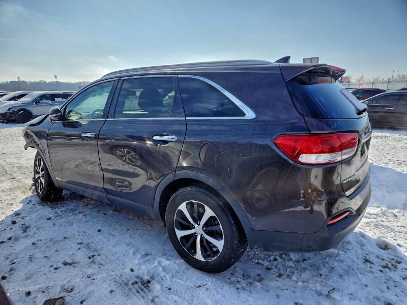 Photo 2 from auction – 2016 KIA SORENTO EX with VIN 5XYPHDA56GG006169