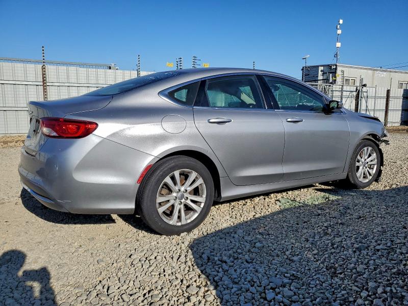 Photo 3 from auction – 2015 CHRYSLER 200 LIMITE with VIN 1C3CCCAB6FN622348