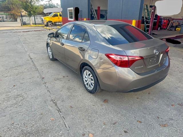 Photo 3 from auction – 2017 TOYOTA COROLLA L with VIN 5YFBURHE2HP676808
