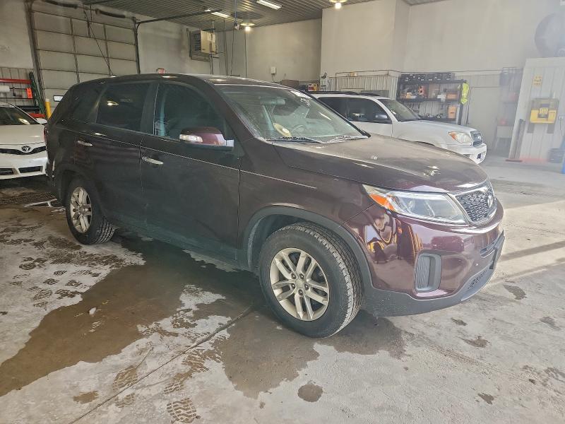 Photo 4 from auction – 2015 KIA SORENTO LX with VIN 5XYKT3A64FG629851