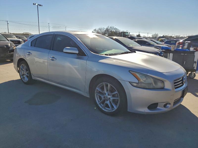 Photo 4 from auction – 2012 NISSAN MAXIMA S with VIN 1N4AA5AP0CC858281