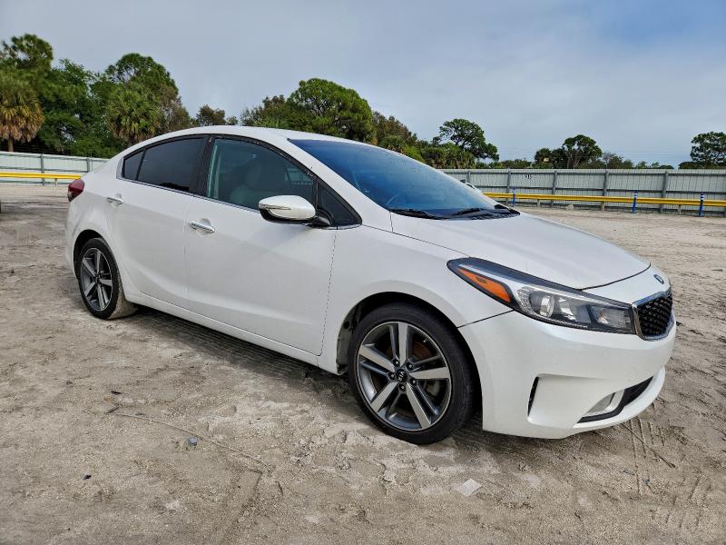Photo 4 from auction – 2017 KIA FORTE EX with VIN 3KPFL4A81HE004767