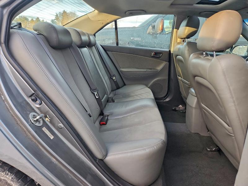 Photo 10 from auction – 2009 HYUNDAI SONATA SE with VIN 5NPEU46F39H433390