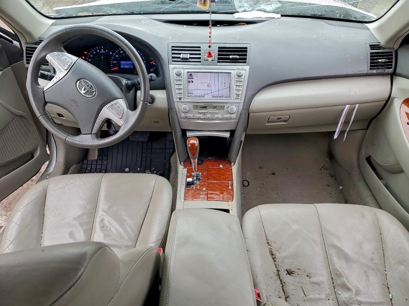 Photo 8 from auction – 2011 TOYOTA CAMRY SE with VIN 4T1BK3EK7BU612315