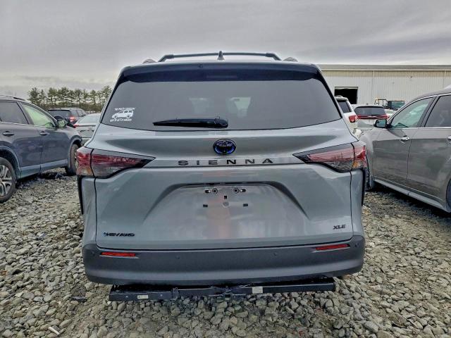 Photo 6 from auction – 2025 TOYOTA SIENNA XSE with VIN 5TDCSKFC9SS182107