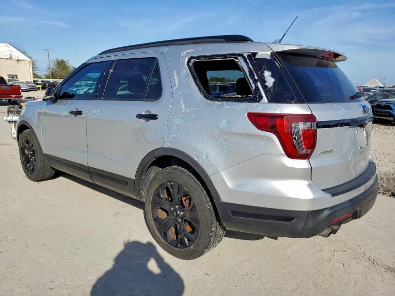 Photo 2 from auction – 2019 FORD EXPLORER S with VIN 1FM5K8GT6KGB38095