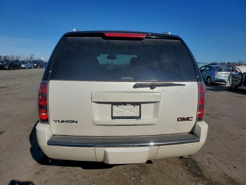 Photo 6 from auction – 2013 GMC YUKON DENA with VIN 1GKS2EEF4DR269265