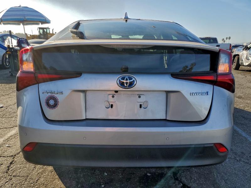 Photo 6 from auction – 2021 TOYOTA PRIUS SPEC with VIN JTDKAMFU4M3141889