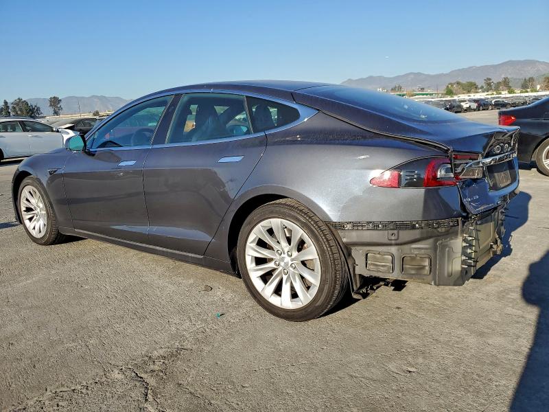 Photo 2 from auction – 2018 TESLA MODEL S with VIN 5YJSA1E2XJF292362