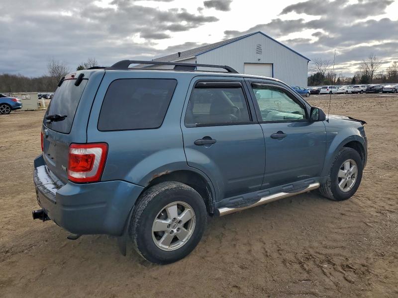 Photo 3 from auction – 2011 FORD ESCAPE XLT with VIN 1FMCU0DG6BKA91514