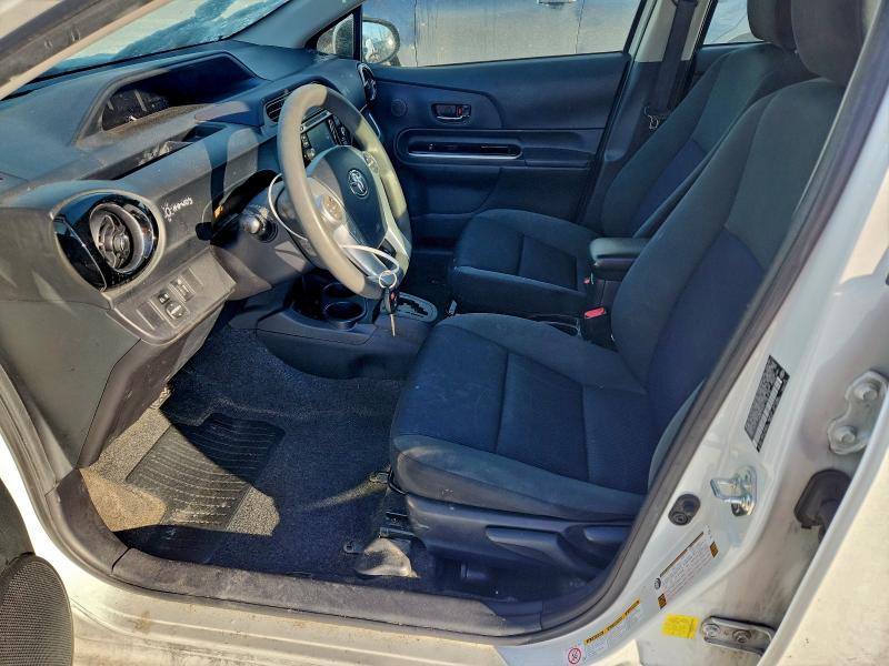Photo 7 from auction – 2015 TOYOTA PRIUS C with VIN JTDKDTB30F1581475