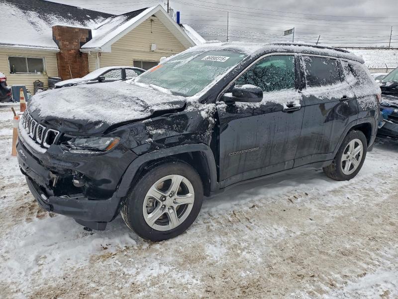 JEEP COMPASS LA 2023 with VIN 3C4NJDBN2PT527439 - Photo from auction
