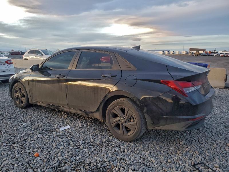 Photo 2 from auction – 2023 HYUNDAI ELANTRA SE with VIN 5NPLM4AG0PH103680