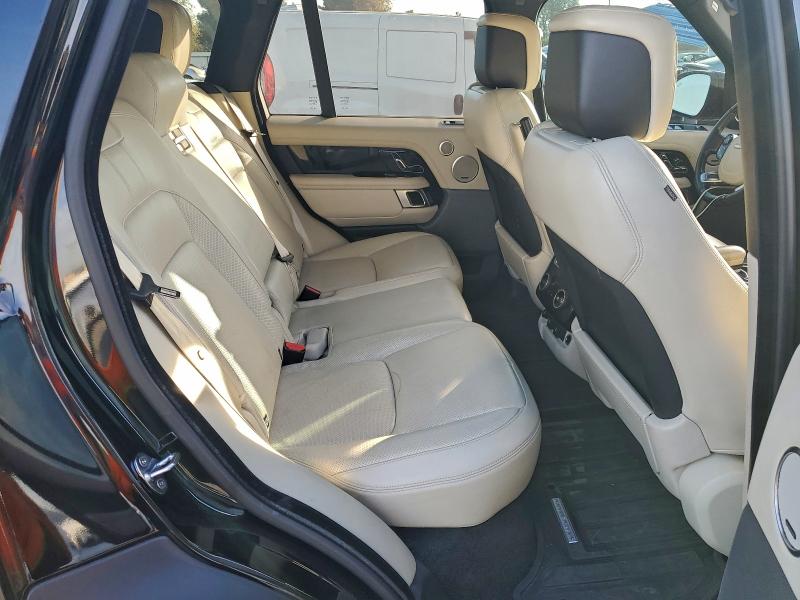 Photo 11 from auction – 2018 LAND ROVER RANGE ROVE with VIN SALGS2RE4JA501352