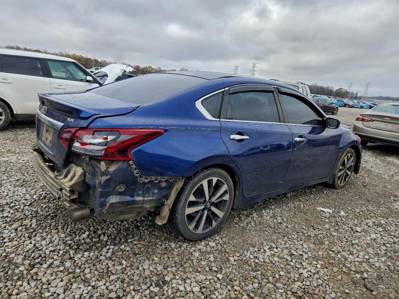 Photo 3 from auction – 2017 NISSAN ALTIMA 2.5 with VIN 1N4AL3AP1HC477268