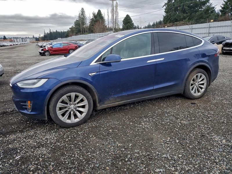 TESLA MODEL X 2016 with VIN 5YJXCAE23GF003007 - Photo from auction