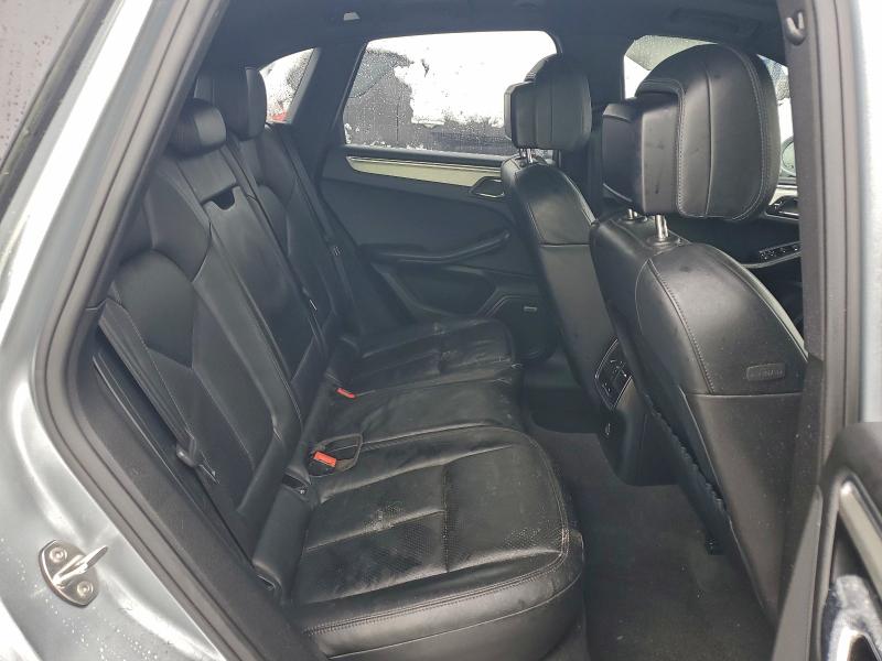 Photo 11 from auction – 2018 PORSCHE MACAN with VIN WP1AB2A55JLB33307