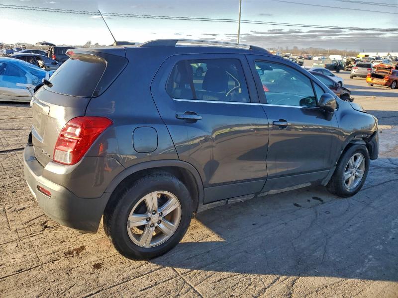 Foto 3 de la subasta – 2016 CHEVROLET TRAX 1LT con VIN 3GNCJLSB1GL279716